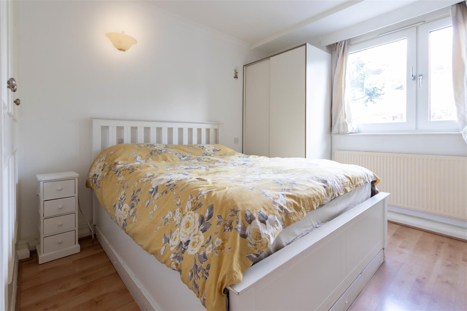1 bed property in Lords View, St John's Wood